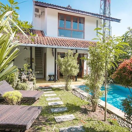 Villa Bougenville Yogyakarta Extérieur photo