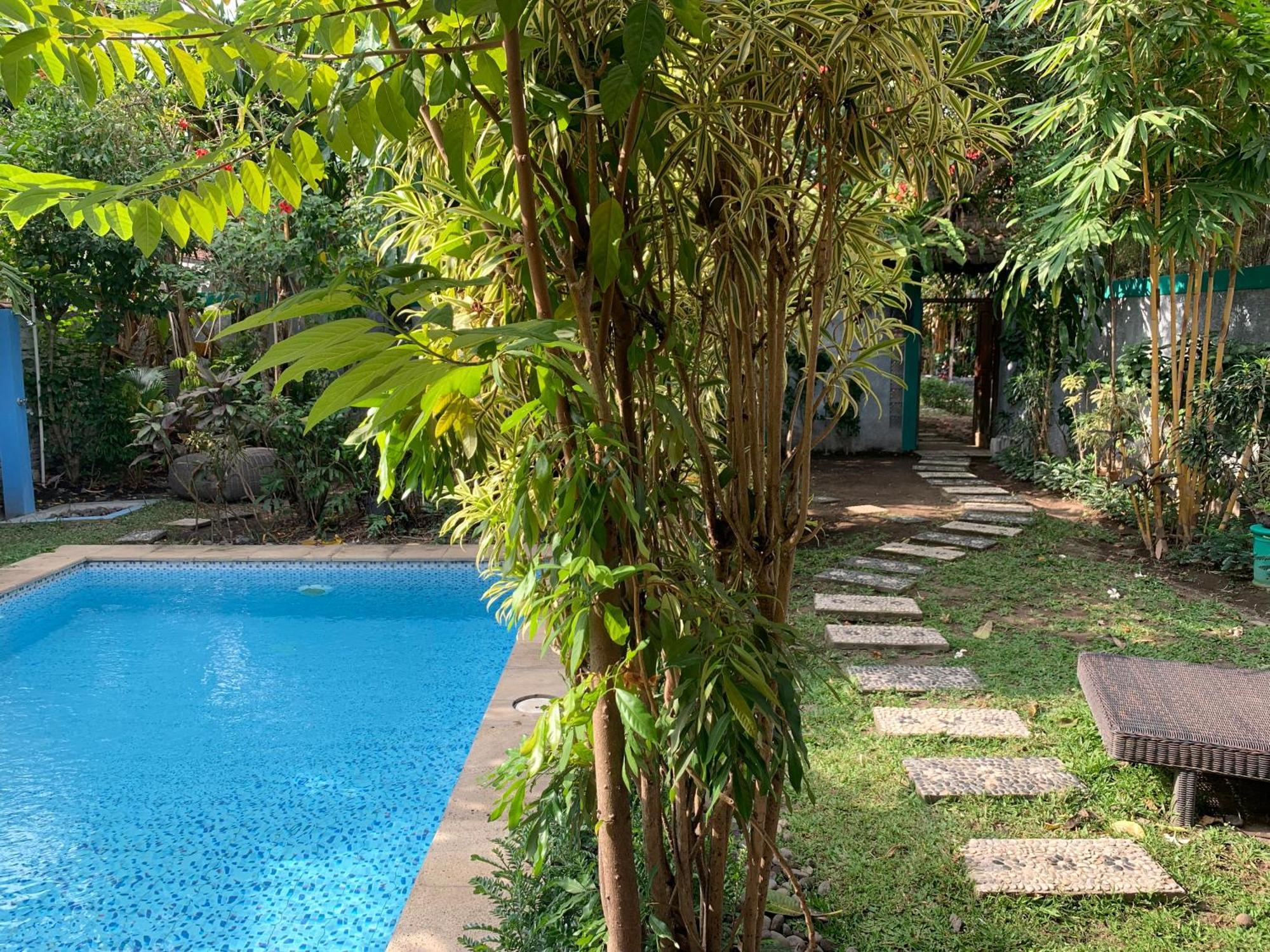 Villa Bougenville Yogyakarta Extérieur photo