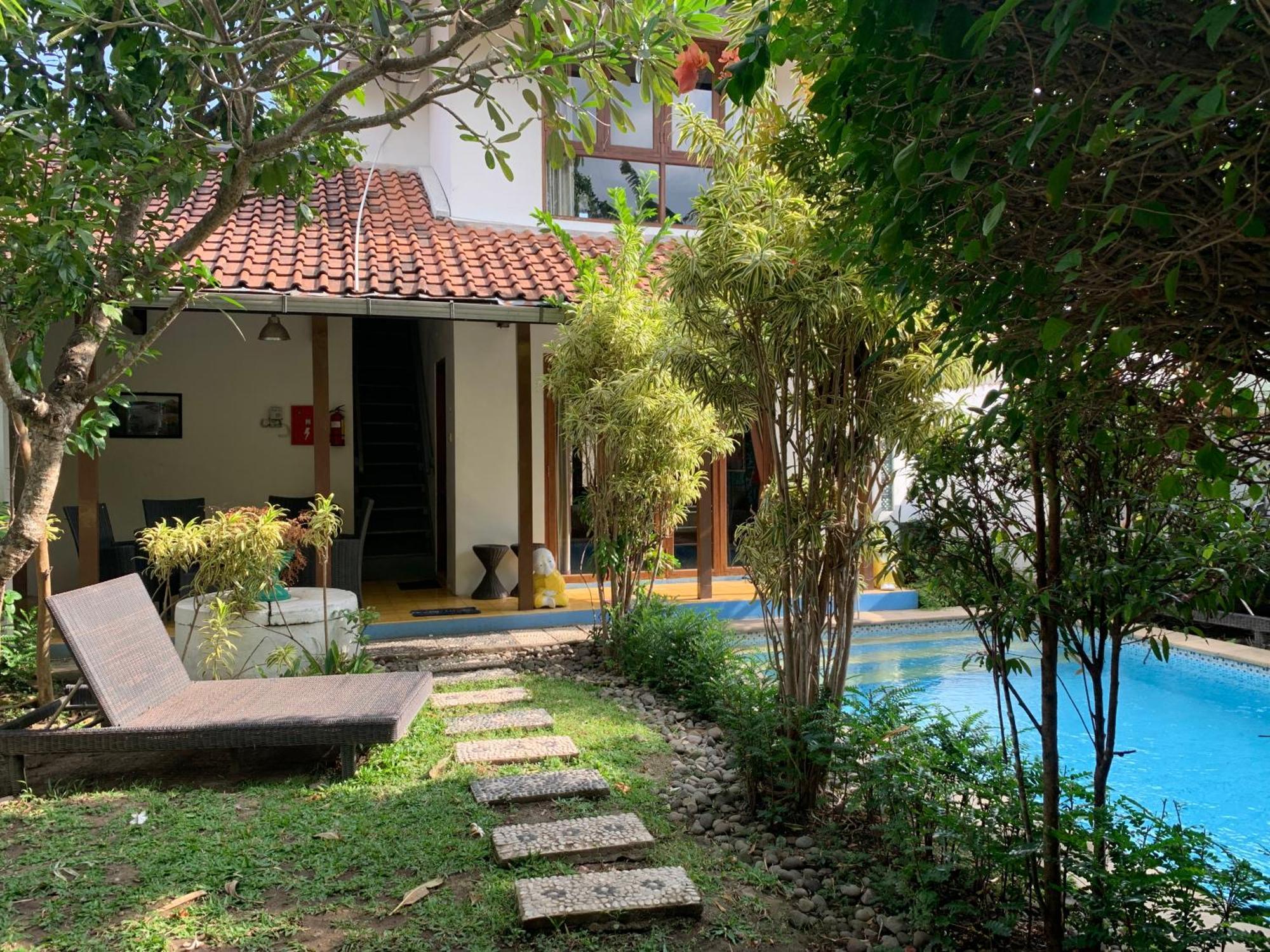 Villa Bougenville Yogyakarta Extérieur photo